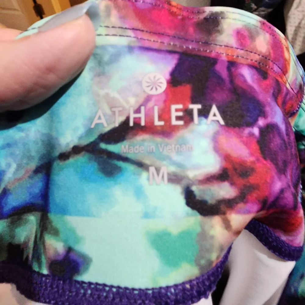 Athleta Multicolor Capri Leggings - Picture 4 of 4